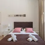 Sagrada Familia Apartment